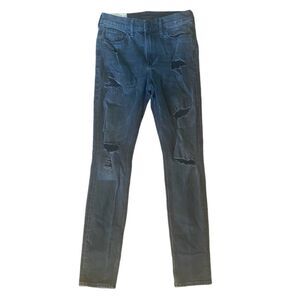 & Denim H&M Black Skinny Coupe Moulante Distressed Jeans. Size 29.